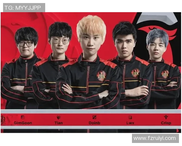 探讨FPX战队在英雄联盟比赛中的团队配合与战术执行分析实时新闻